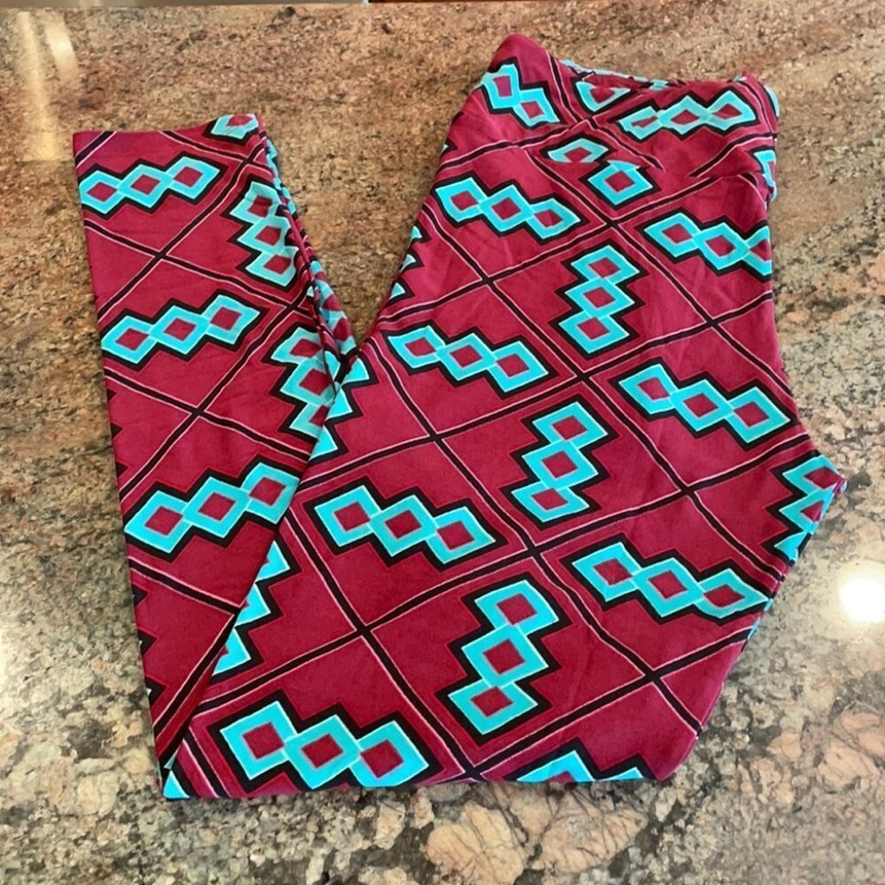 TC NWOT LuLaRoe Leggings B05‎ 5163